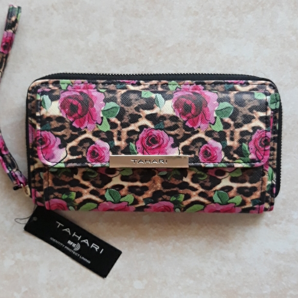 Tahari Handbags - Tahari RFID pretty wristlet